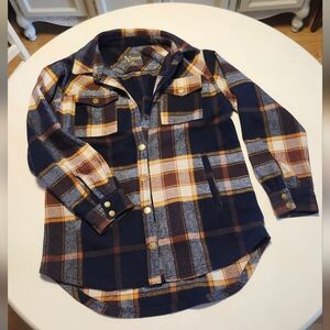 Natural Reflections Womens' Navy, Plum and Cream Plaid Button-Down Shirt